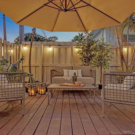 Stunning 2 Story Villa With Pool Fort Lauderdale Extérieur photo
