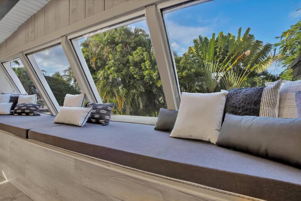 Stunning 2 Story Villa With Pool Fort Lauderdale Extérieur photo