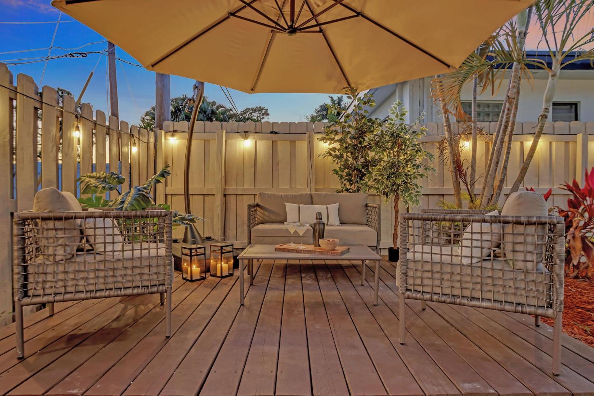 Stunning 2 Story Villa With Pool Fort Lauderdale Extérieur photo